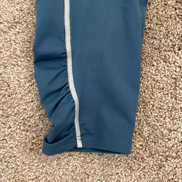 Free People Movement You’re a Peach Pocket Leggings -skyline blue - Picture 5 of 10